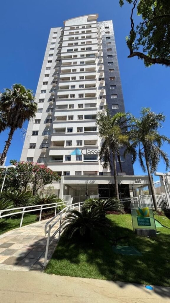 Apartamento–1 suíte + 2 quartos–Vila Cleópatra